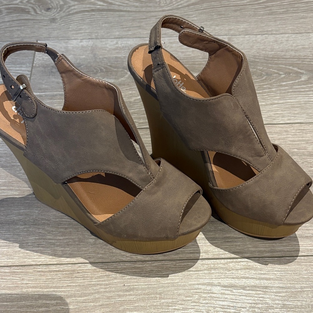 Charlotte Russe Taupe Wedge Sandals